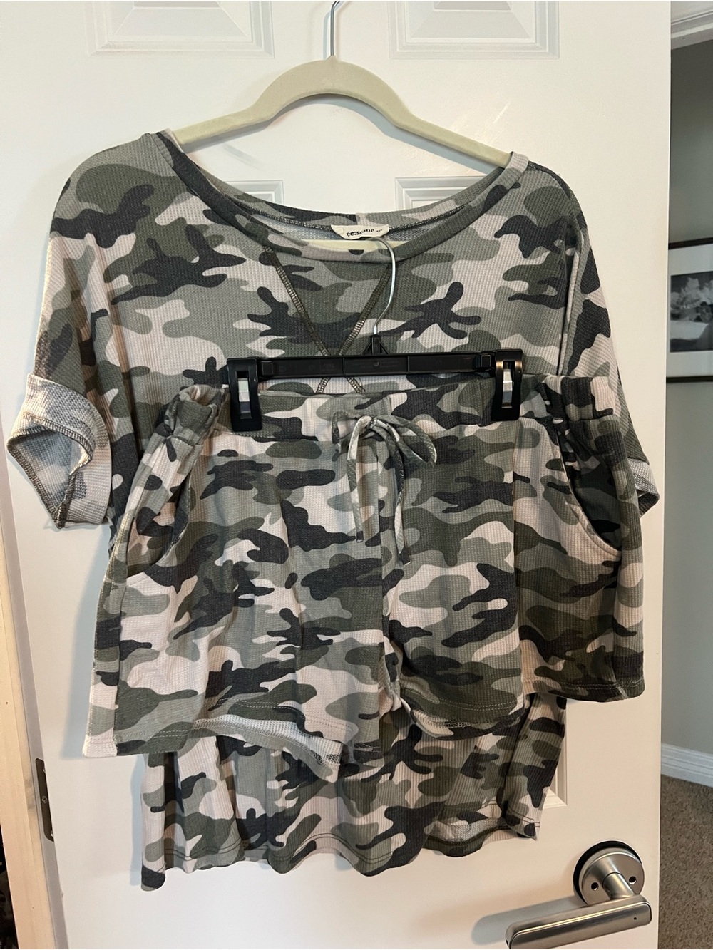 Ee:some Camouflage Short Sleeve/Short Lounge Set